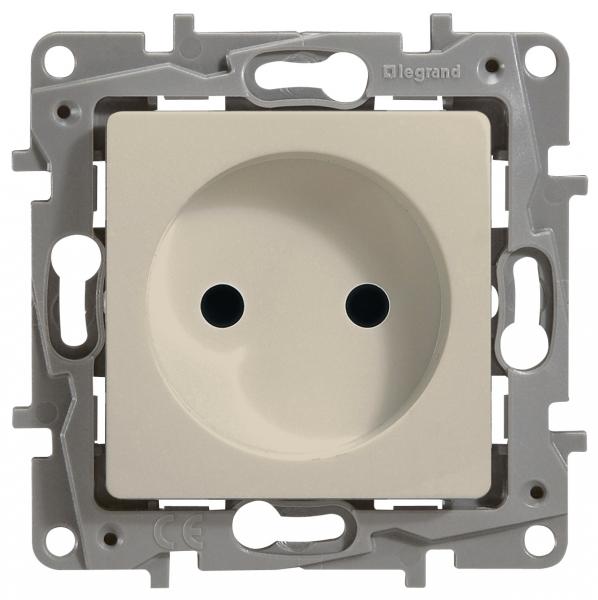 Legrand  Etika  Слоновая Кость Розетка механизм 2К шторки винтовые зажимы 672334