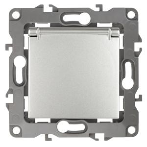 ЭРА  Эра12  Алюминий  Розетка 2P+E Schuko со шторками с крышкой 16АХ-250В 12-2103-03 Б0014695