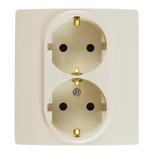 Legrand  Etika  Слоновая Кость Розетка Моноблок 2х(2К+З) 16А, 250В, винтовые зажимы 672323