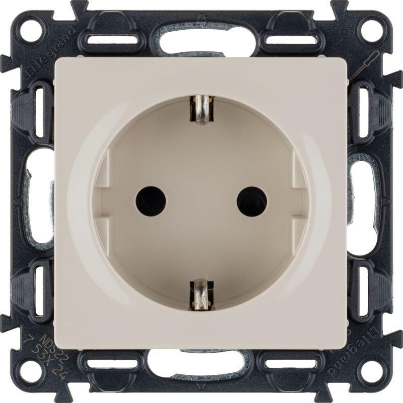 Розетка 1-м СП Valena Life 16А IP20 250В 2P+E защ. шторки винт. клеммы с лицев. панелью механизм сл. кость Leg 753524