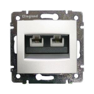 Legrand Valena  Алюминий  Розетка механизм компьютерная 2-местная RJ45 UTP категория 5e без захватов /770239